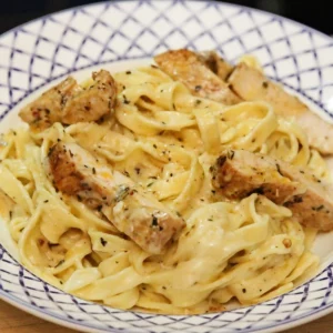 Fettuccine Alfredo