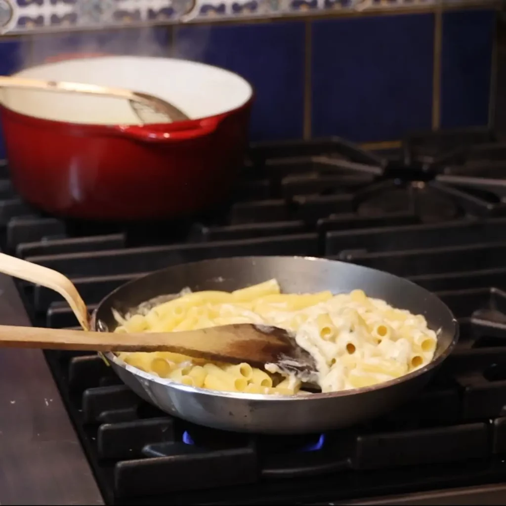 Pâtes crémeuses à la mozzarella