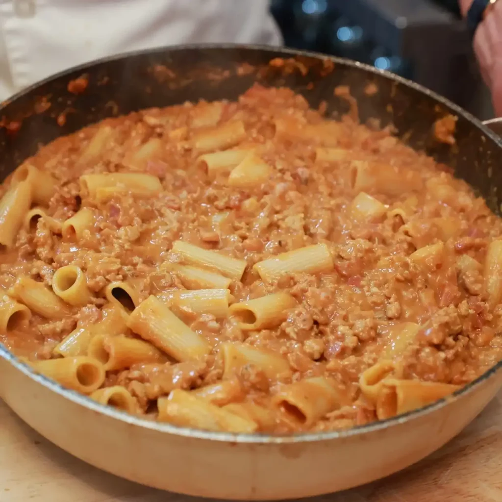 Pâtes alla Zozzona