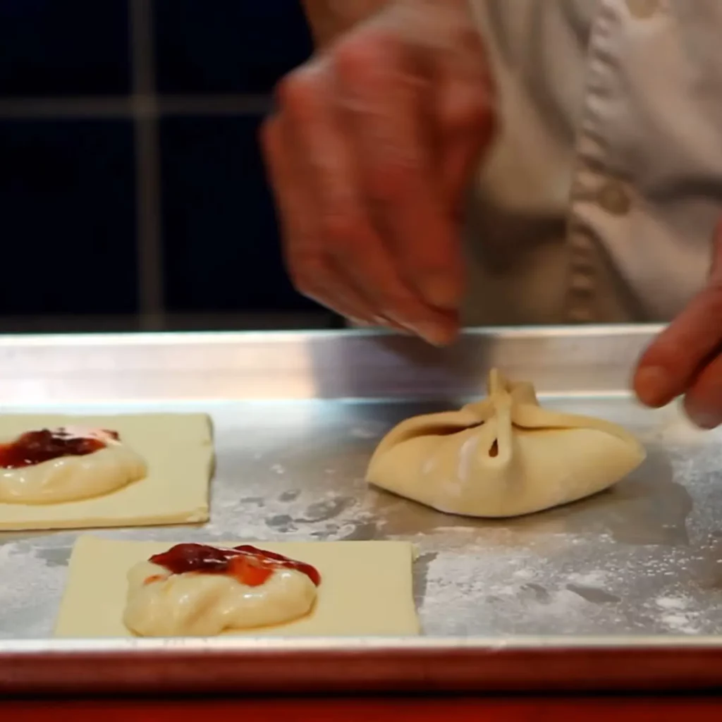 Baluchons aux fraises 