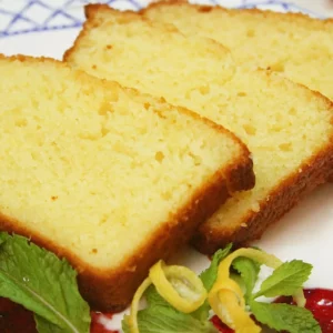 Easy Lemon Yogurt Cake
