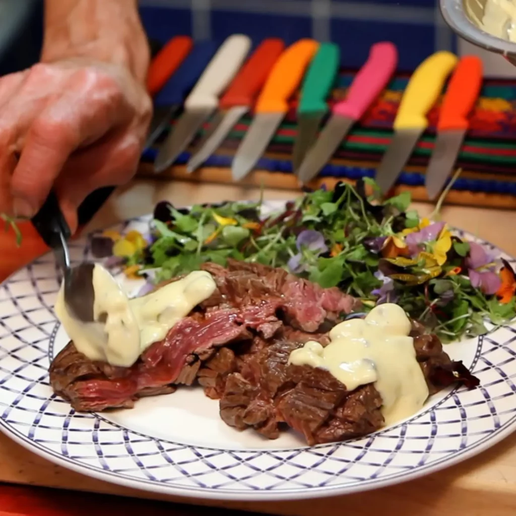 Bavette de bœuf avec sauce béarnaise