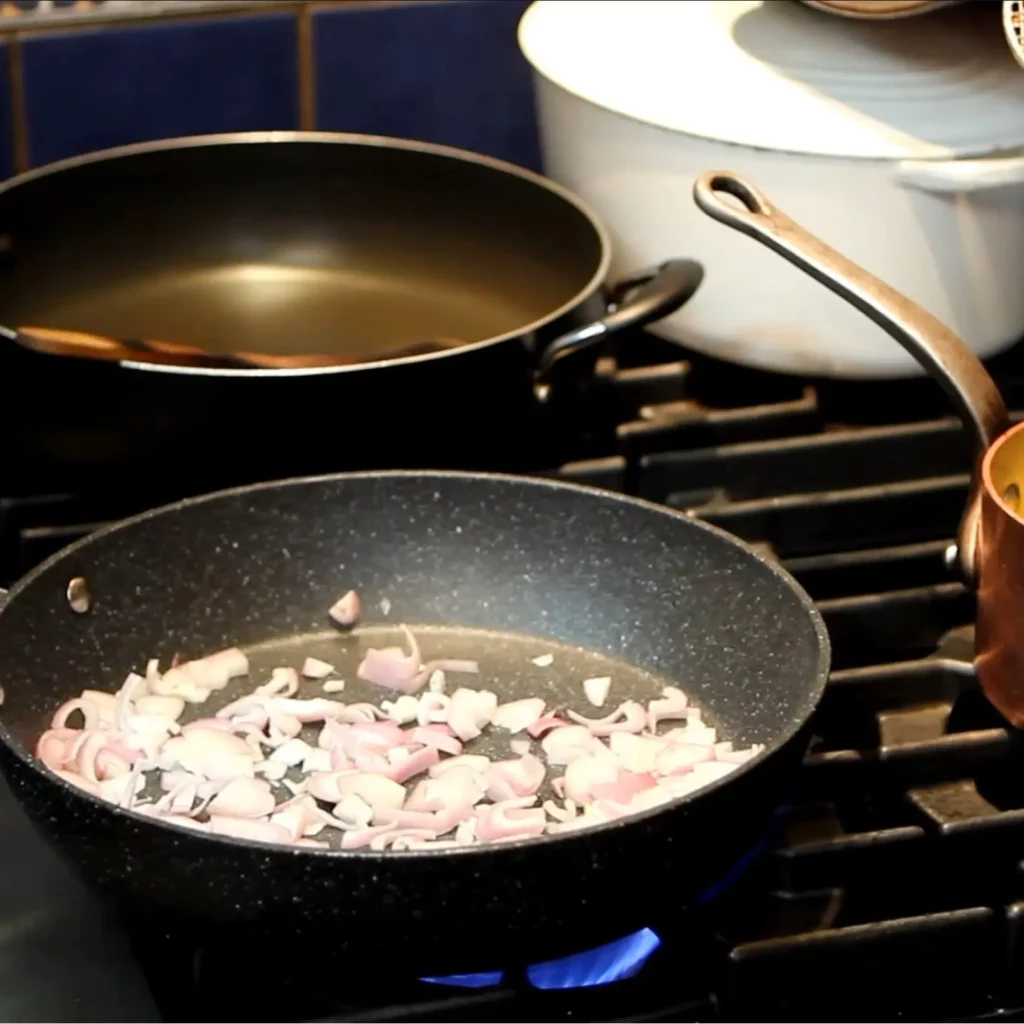 Bavette de bœuf avec sauce béarnaise