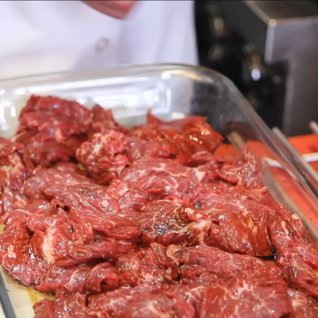 B&oelig;uf aux oignons au wok