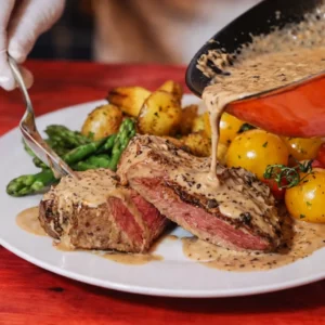 Filet mignon au poivre