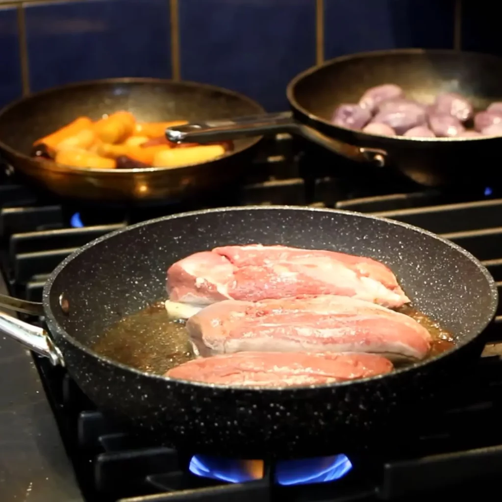 Magret de canard au poivre