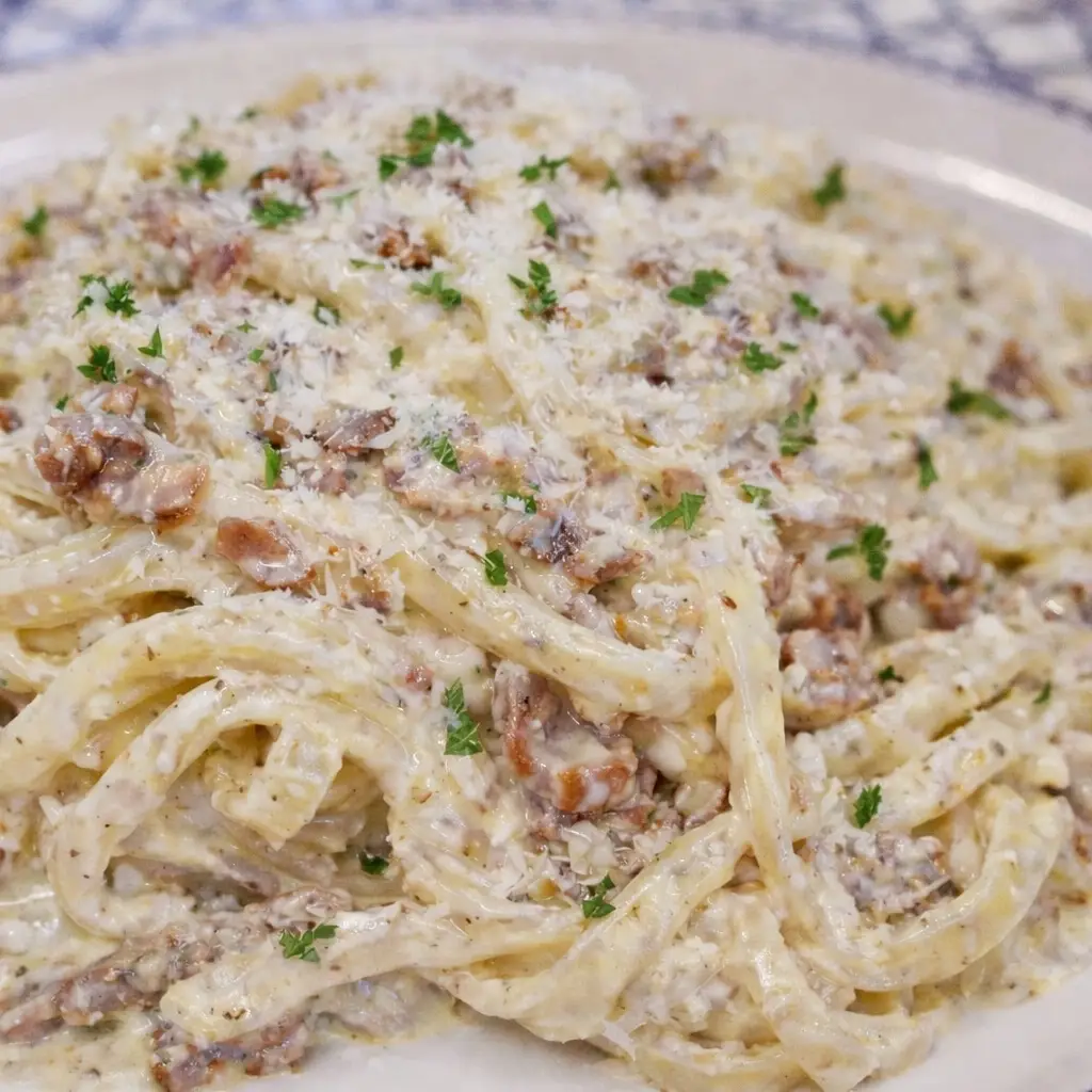 Linguine Carbonara Cr&eacute;meuse (Avec Cr&egrave;me)