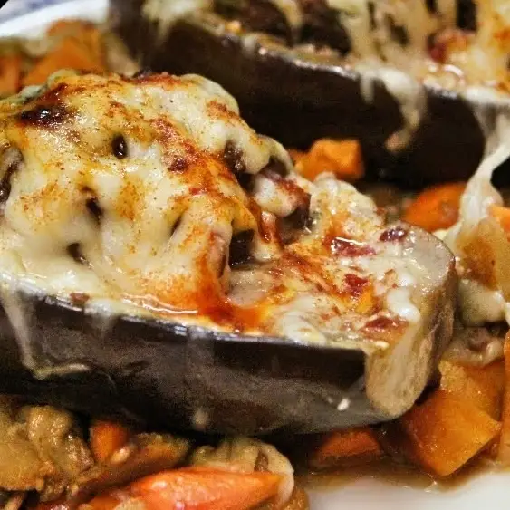 Aubergines Farcies au B&oelig;uf 