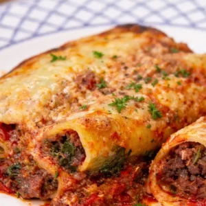 Meat Cannelloni with Homemade Tomato Sauce