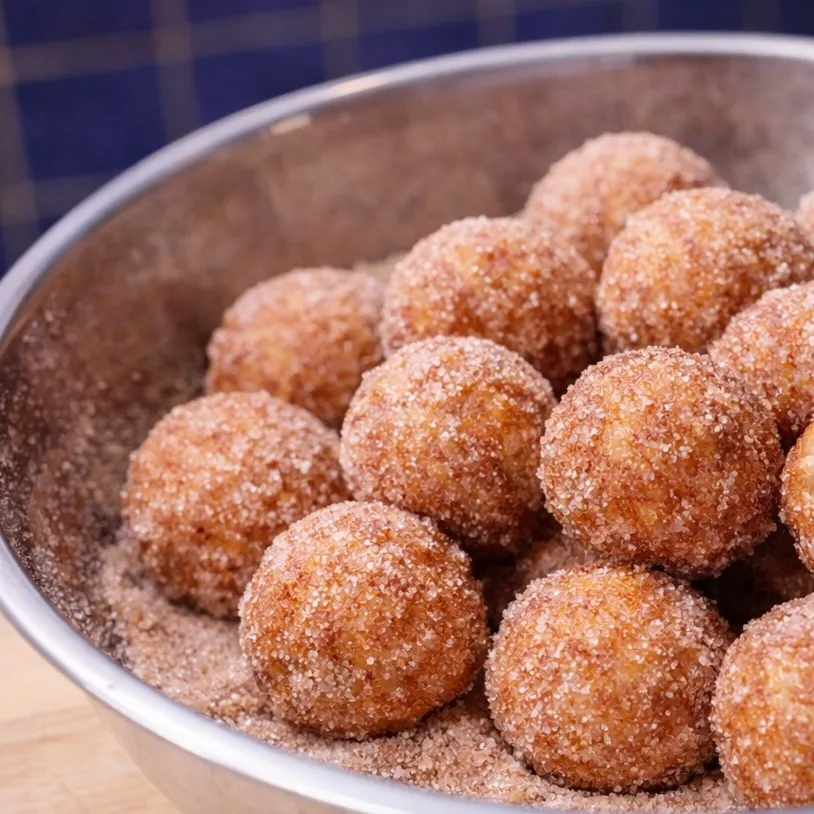 Bouch&eacute;es de beignets &agrave; la friteuse &agrave; air 