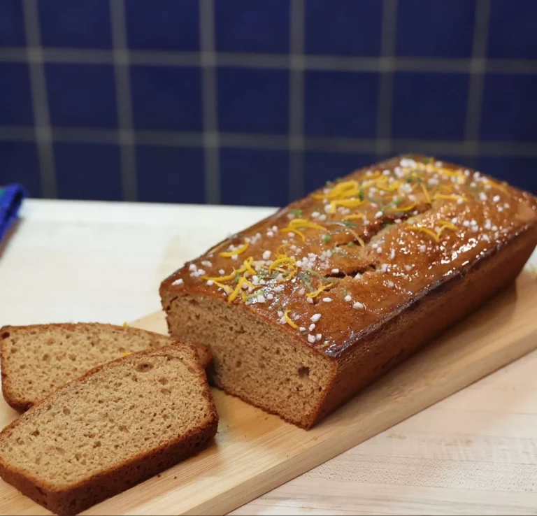 Pain d&rsquo;&eacute;pices moelleux au miel