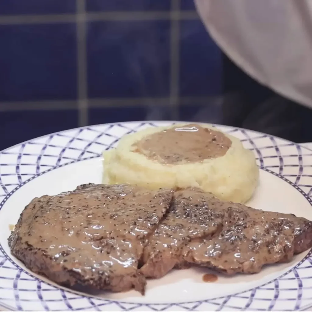 Classic Steak au Poivre
