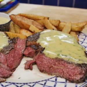 Steak frites sauce b&eacute;arnaise