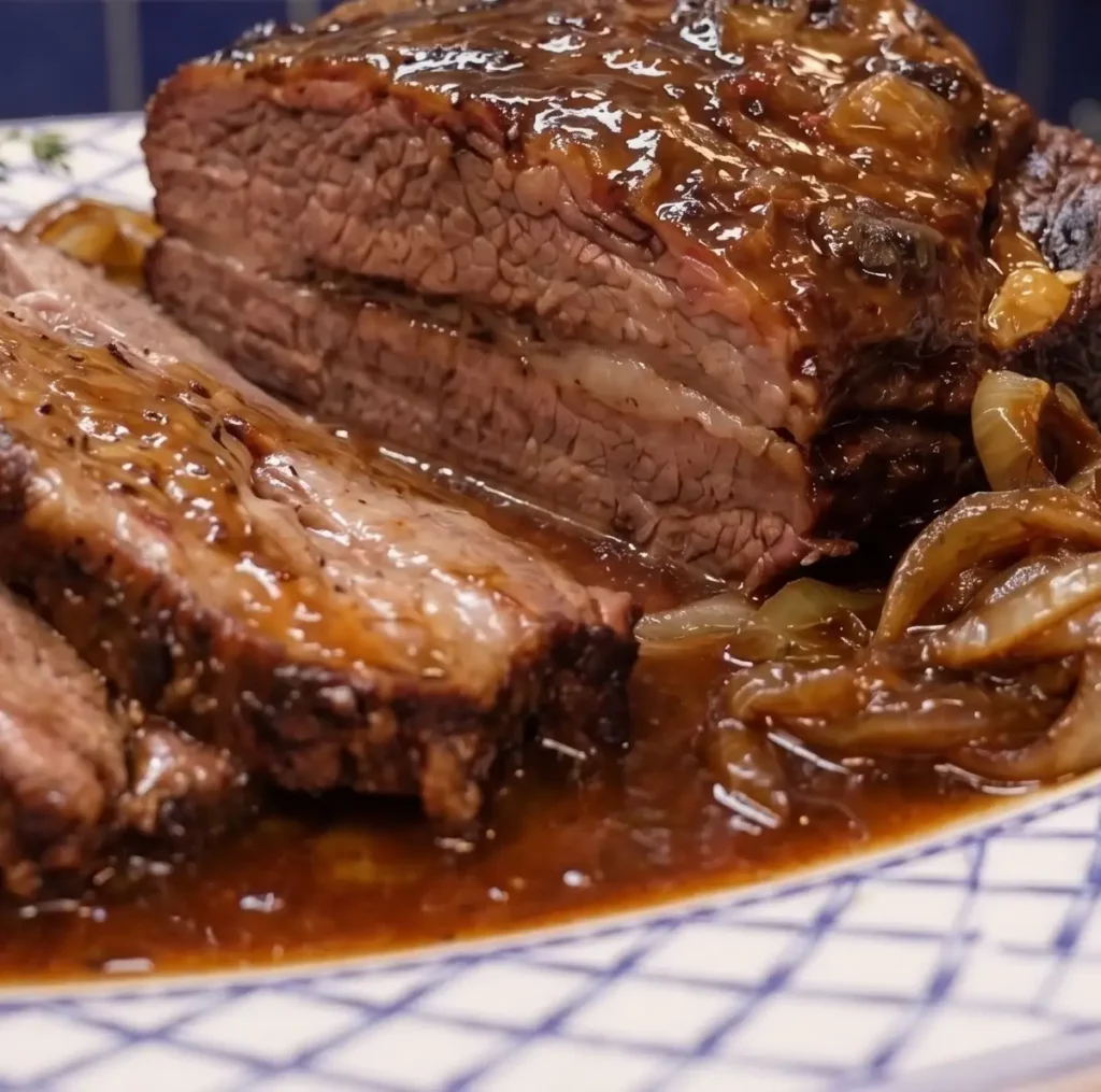 Poitrine de bœuf braisée au four sans fumoir