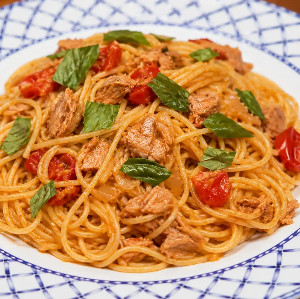 Pâtes au thon à la tomate