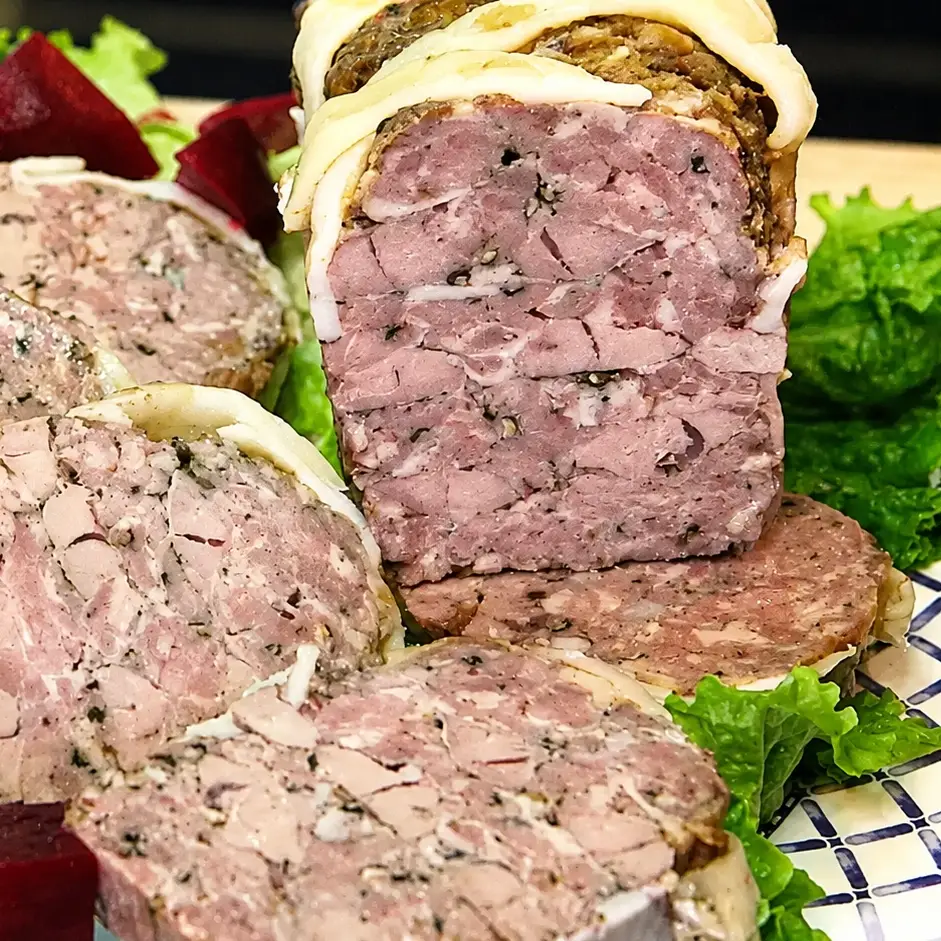 Pâté de canard maison en terrine