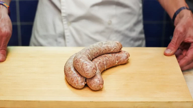 Saucisses maison au fromage bleu faciles