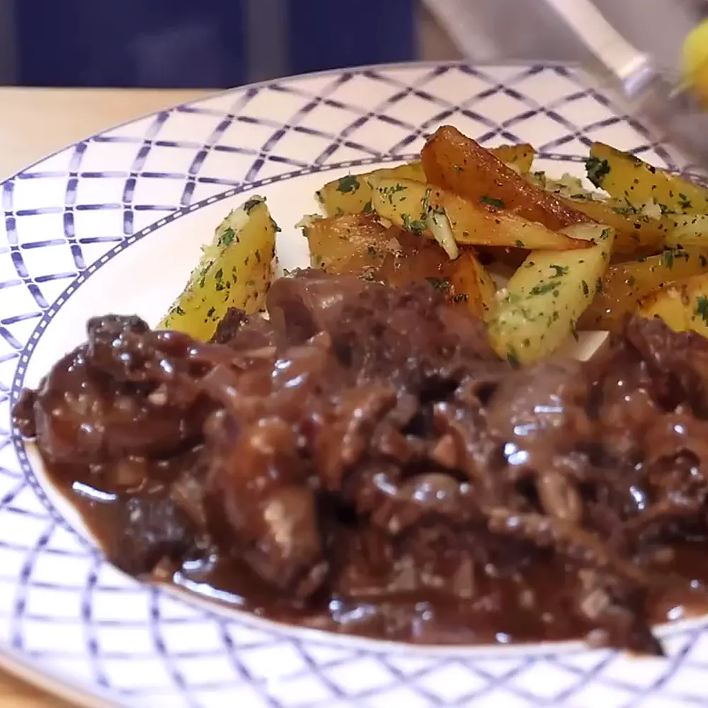 coeurs de canard sauce vin rouge morilles, plat fini