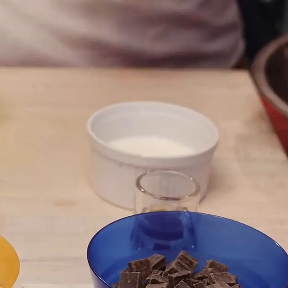 easy homemade chocolate sauce for ice cream, ingredients
