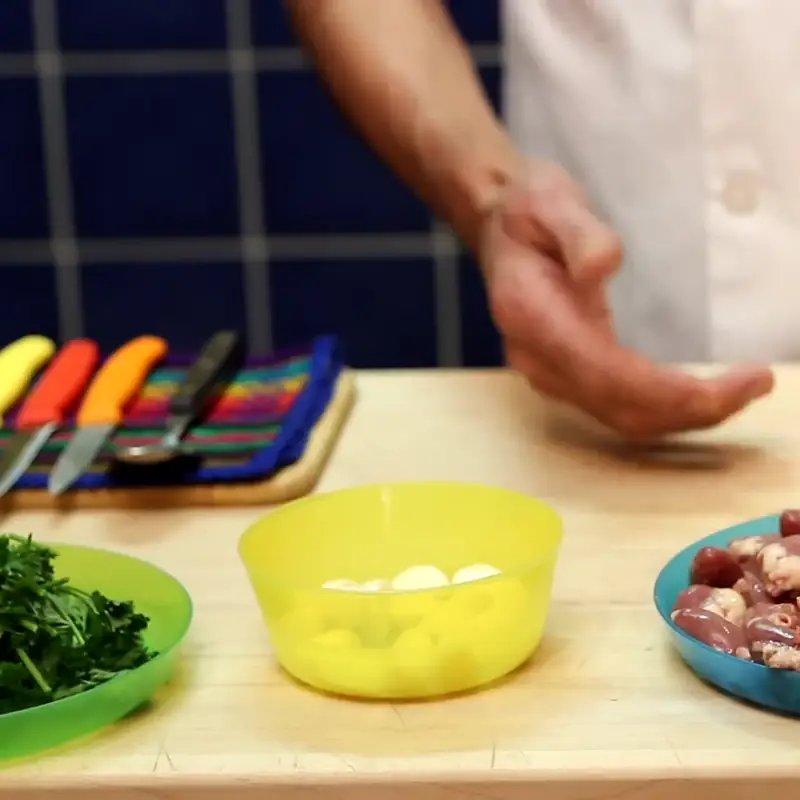 easy pan seared chicken hearts garlic parsley, ingredients