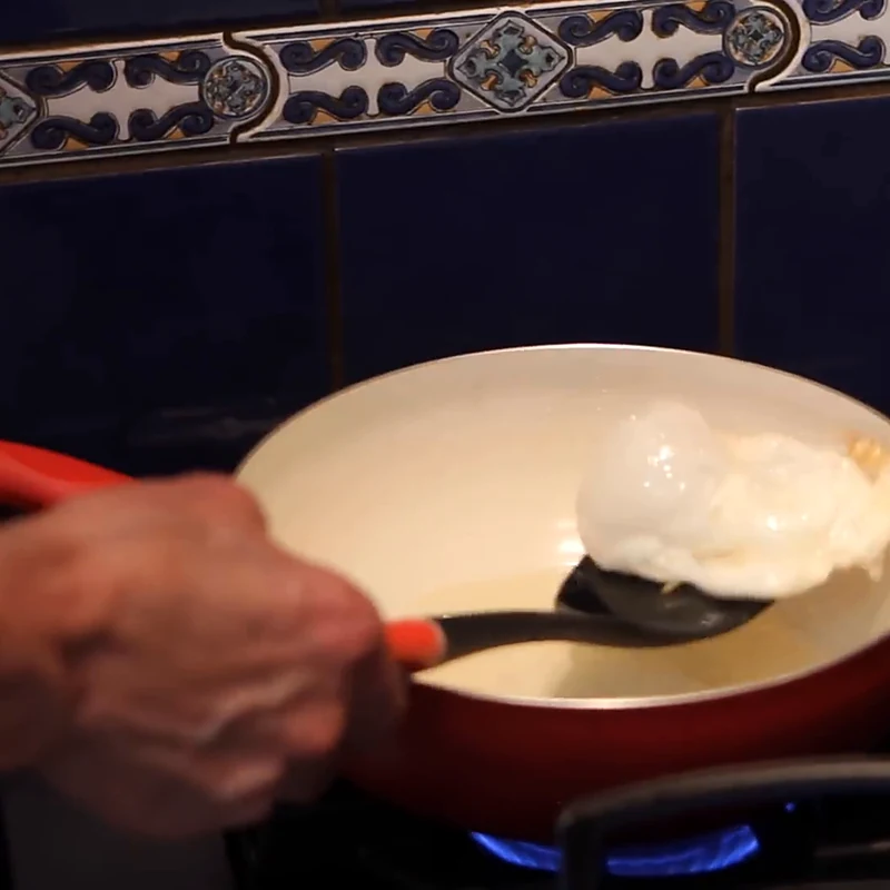 easy vegetarian nasi goreng fried eggs, step 2