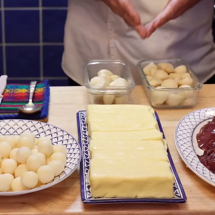 foies de volaille beurre a lail pommes de terre, ingredients