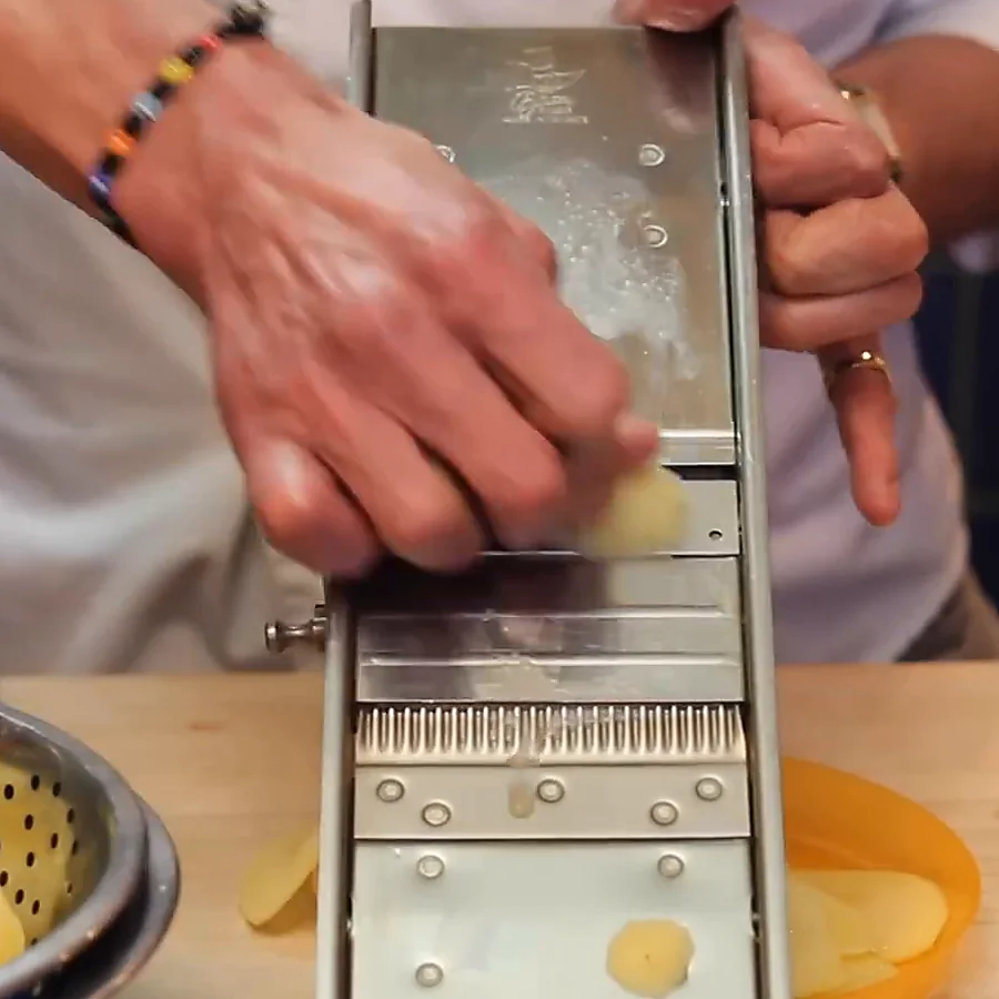 gratin savoyard fromage creme pommes de terre, &eacute;tape 3