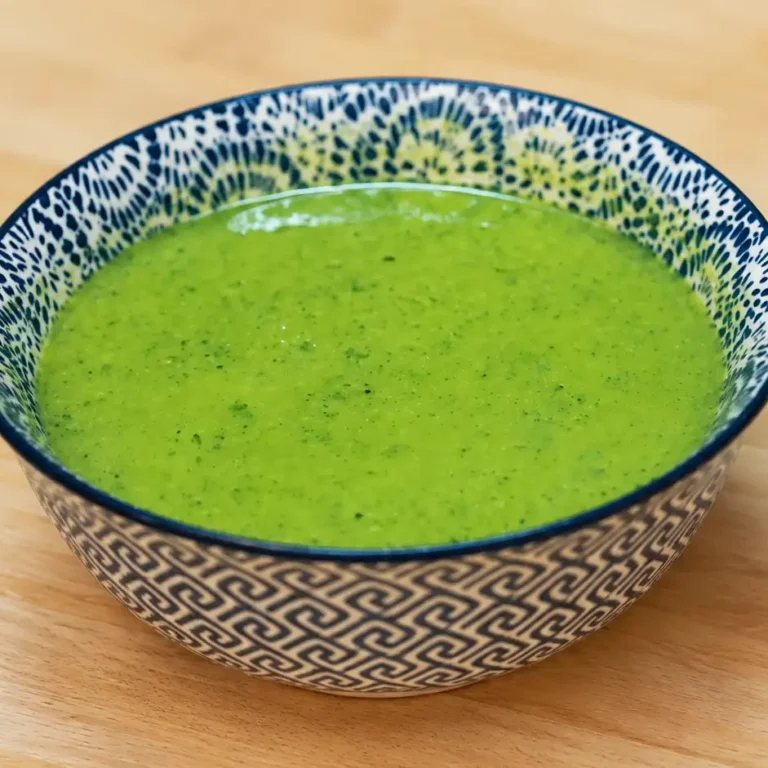 Soupe froide de courgettes facile et rapide, l&eacute;g&egrave;re et rafra&icirc;chissante
