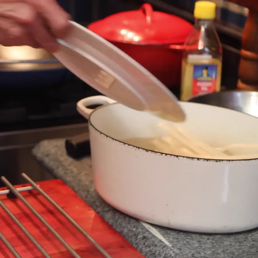 nouilles sautees aux crevettes, &eacute;tape 1