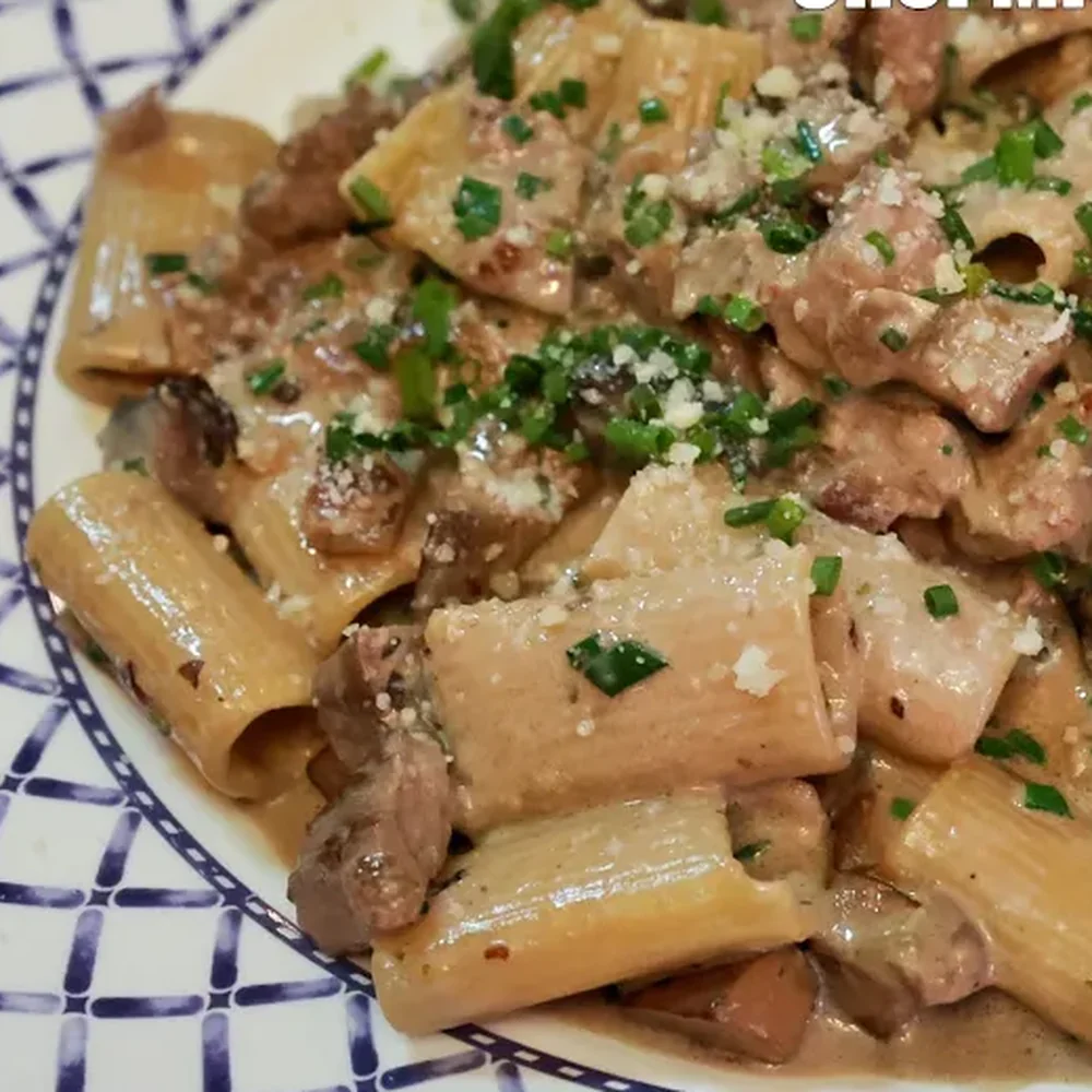 Pâtes au steak crémeuses aux champignons