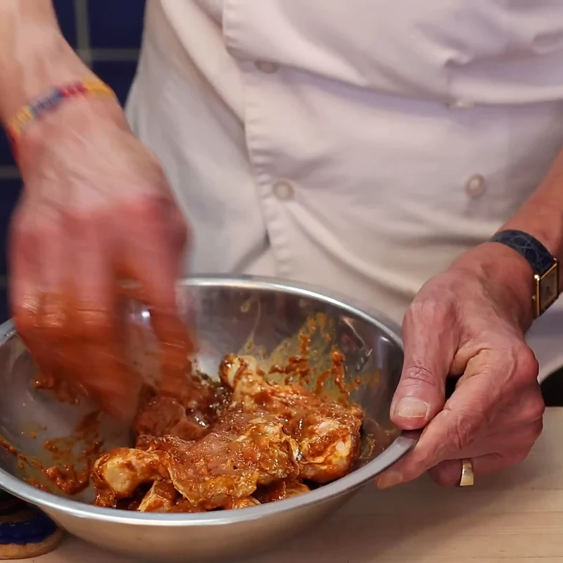 pilons de poulet marines aux epices faciles au four, &eacute;tape 3