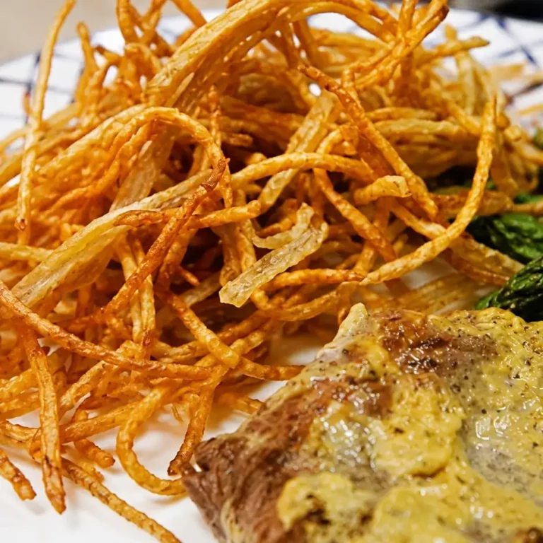Pommes pailles croustillantes | Recette française facile