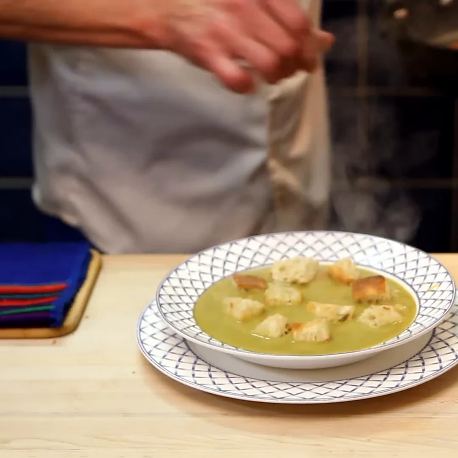 potage saint germain facile pois casses bacon, plat fini