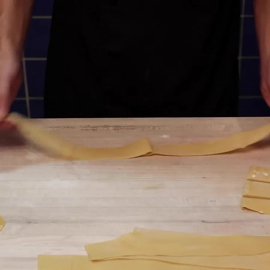 sauce bolognaise maison pappardelles fraiches, &eacute;tape 6