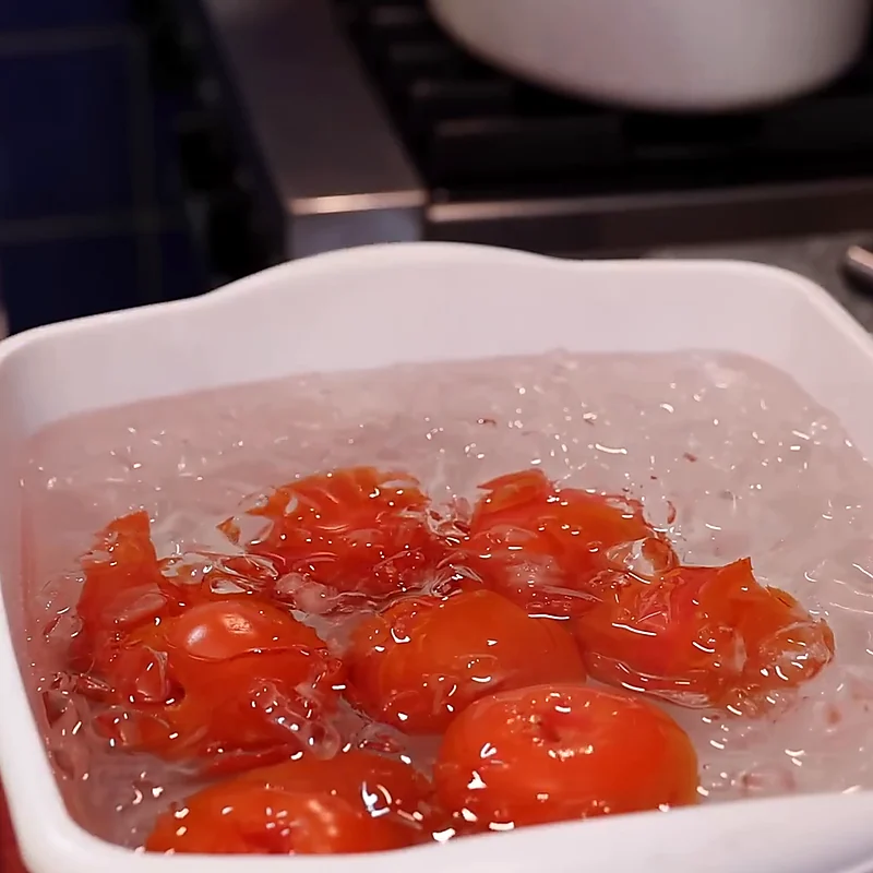 sauce tomate fraiche pancetta basilic facile, étape 1