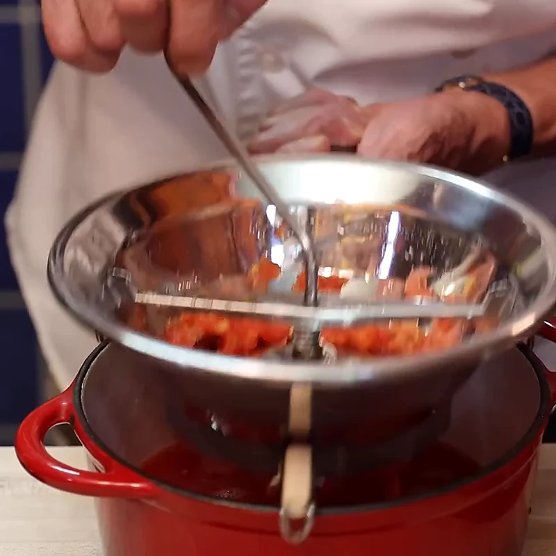 sauce tomate fraiche pancetta basilic facile, étape 2