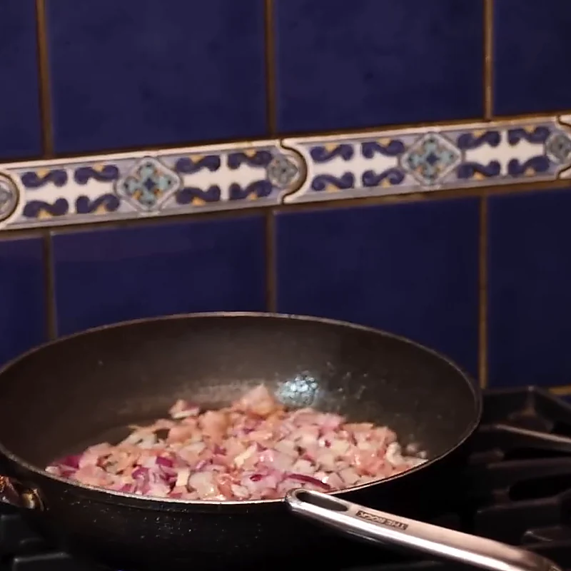 sauce tomate fraiche pancetta basilic facile, étape 4