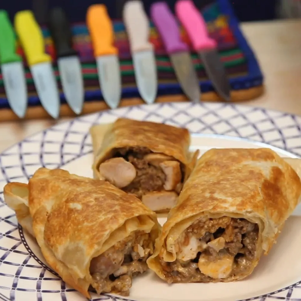 tacos francais trois viandes sauce fromagere, plat fini
