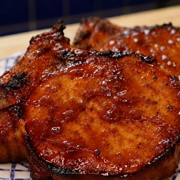 C&ocirc;telettes de porc BBQ au four faciles et juteuses
