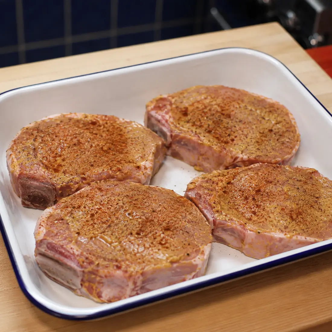 cotelettes de porc et pommes de terre au four, &eacute;tape 2