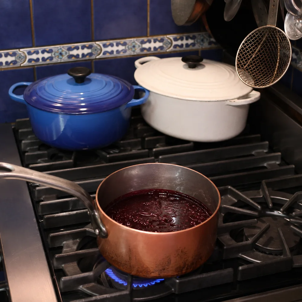Easy Red Wine Reduction Sauce for Steak