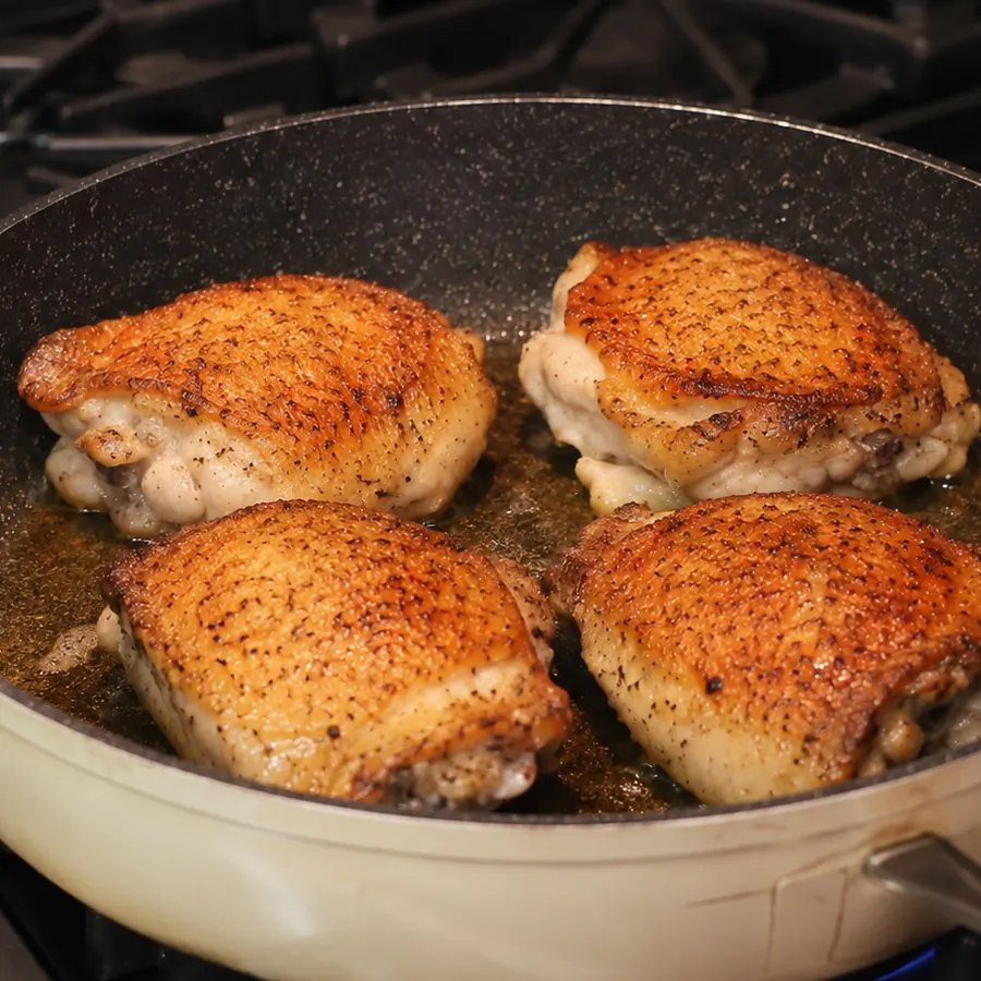 pan seared chicken thighs, step 3