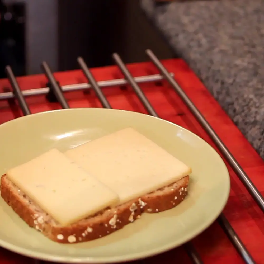 easy raclette grilled cheese sandwich, step 2