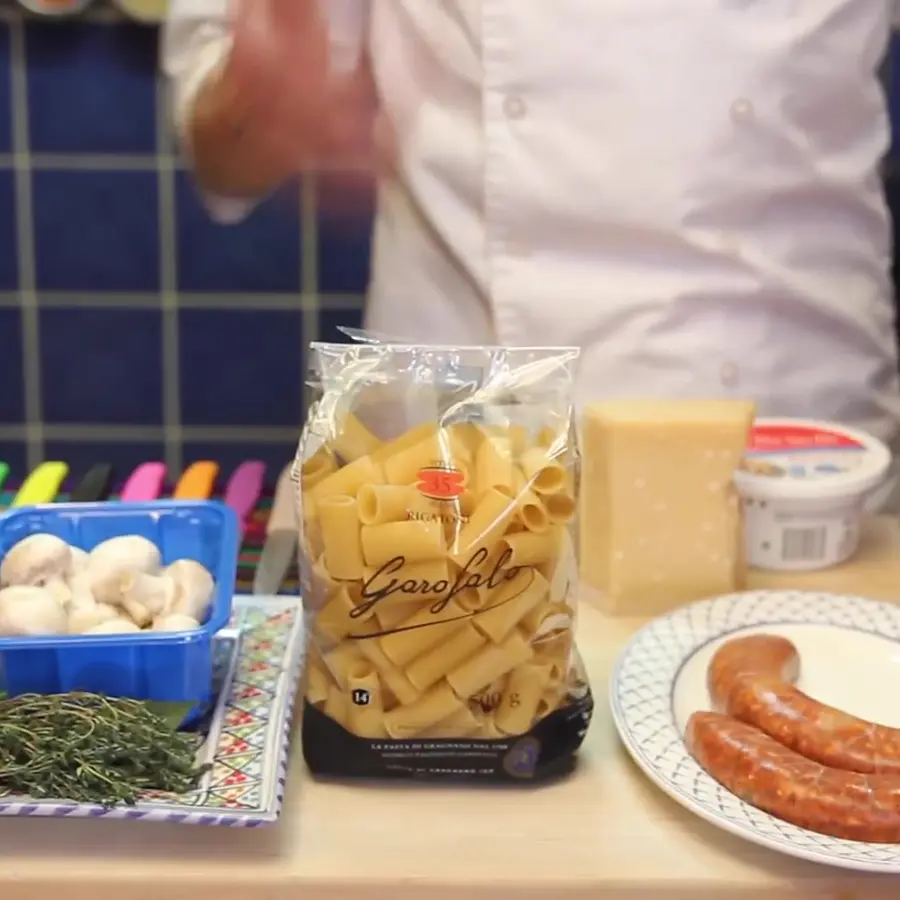 pates alla norcina cremeuses sans creme, ingredients