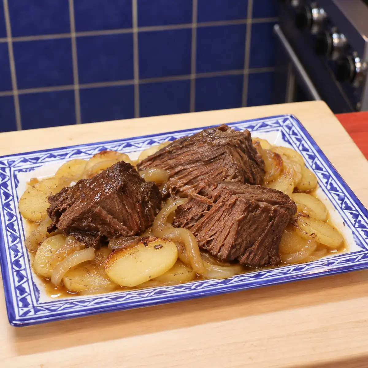 pot roast pommes boulangeres, finished dish
