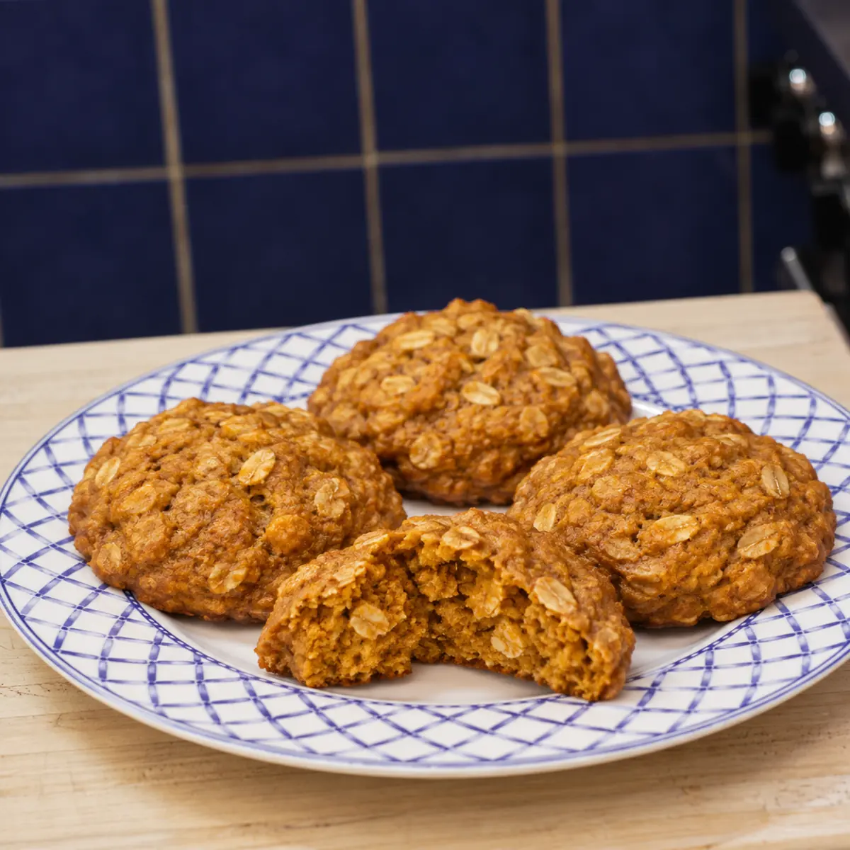 pumpkin oatmeal cookies, finished dish