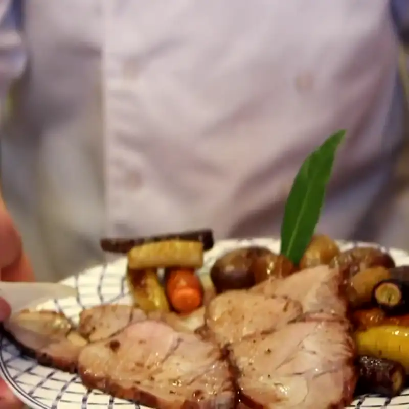 roti de porc glace a lerable, plat fini