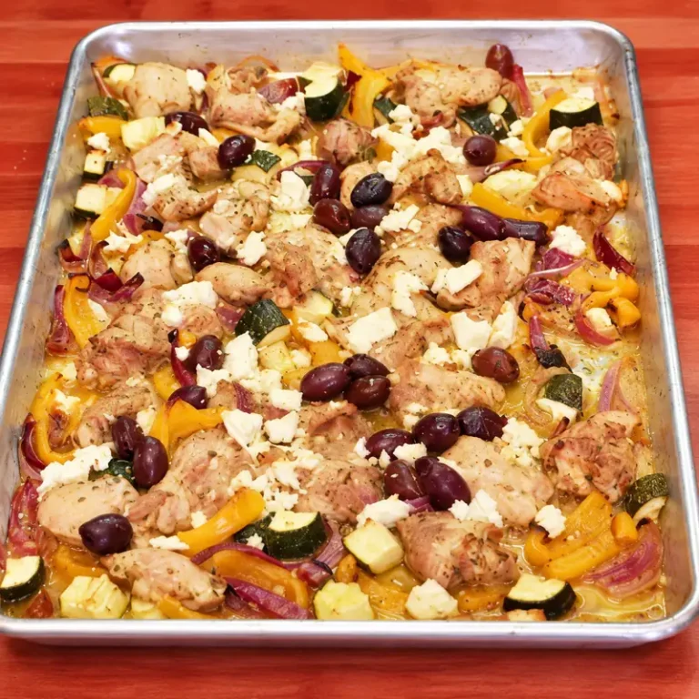 Poulet grec sur plaque au feta et aux olives