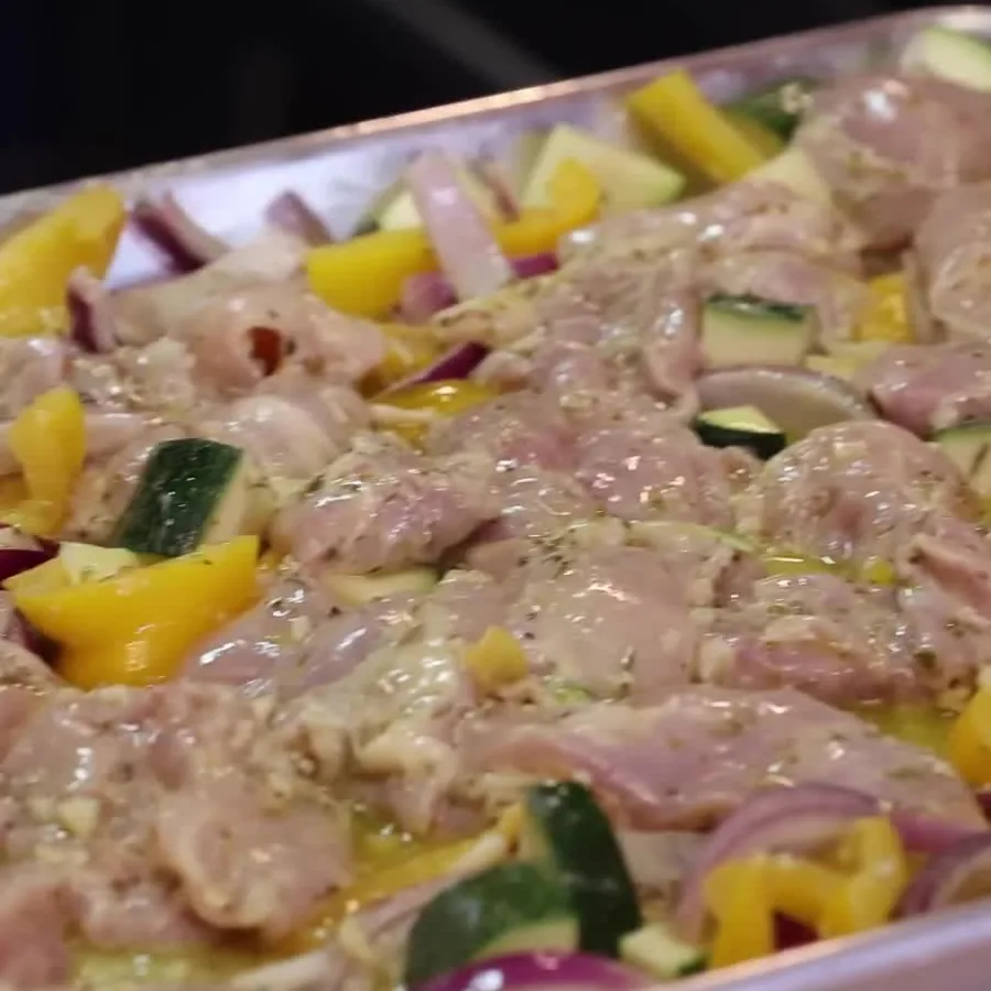 sheet pan greek chicken feta olives, étape 5