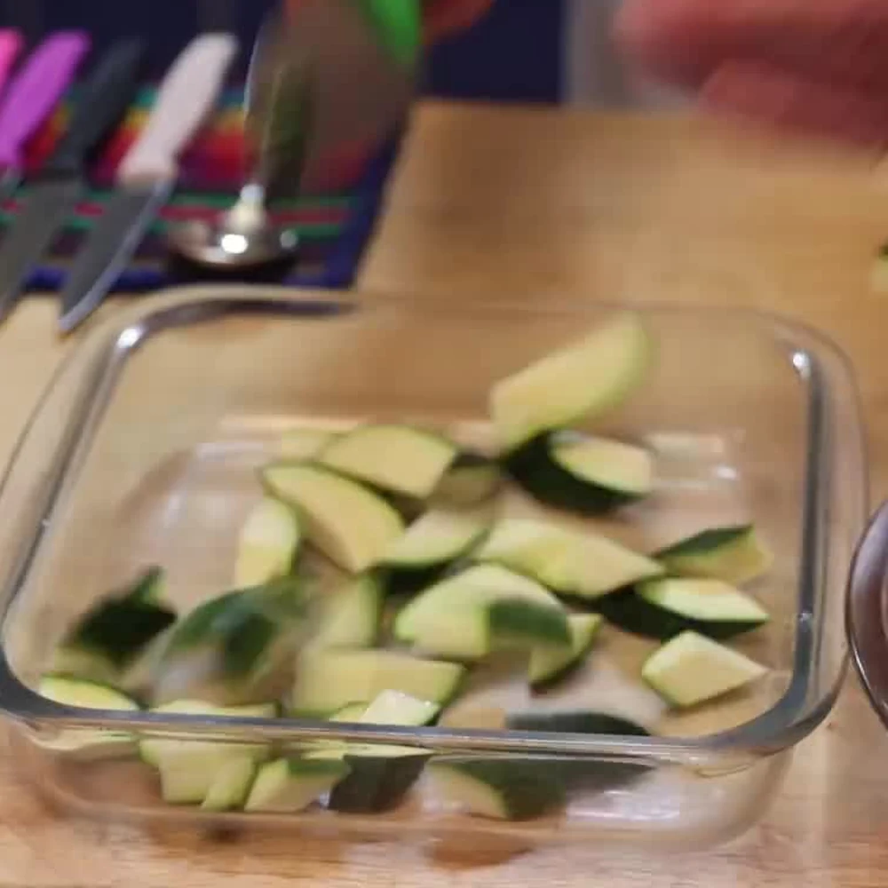 beef stuffed zucchini, step 1